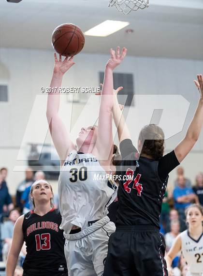 Thumbnail 3 in Folsom vs Oak Ridge (CIF State Regional D1 Semifinals) photogallery.