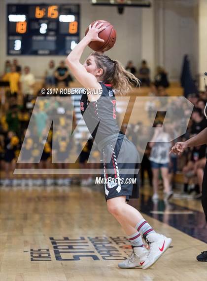 Thumbnail 1 in Folsom vs Oak Ridge (CIF State Regional D1 Semifinals) photogallery.