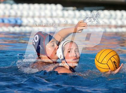 Thumbnail 2 in La Costa Canyon vs. Steele Canyon (26th Annual San Diego Open) photogallery.