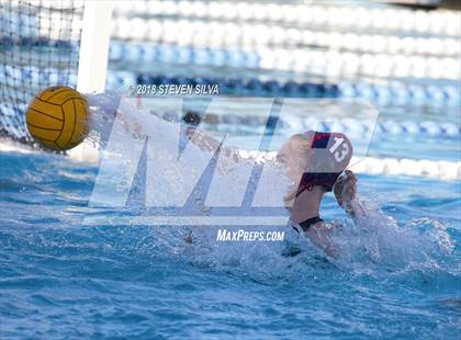 Thumbnail 2 in La Costa Canyon vs. Steele Canyon (26th Annual San Diego Open) photogallery.