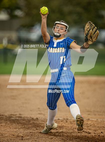 Thumbnail 1 in Millard North vs. Kearney photogallery.