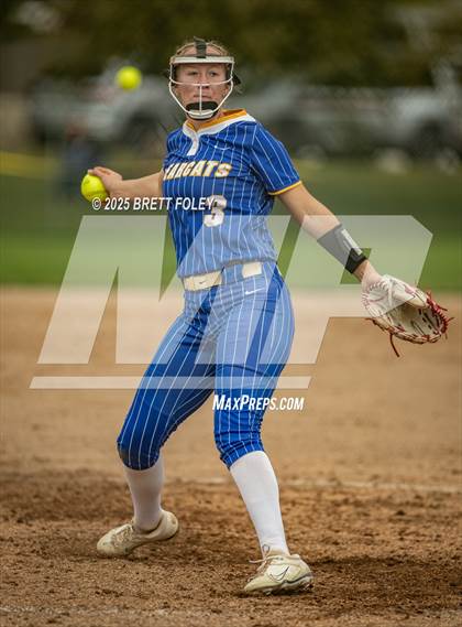 Thumbnail 1 in Millard North vs. Kearney photogallery.