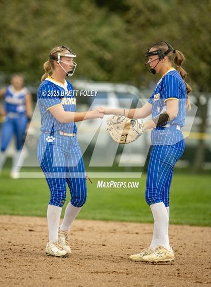 Thumbnail 1 in Millard North vs. Kearney photogallery.