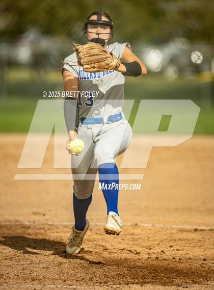 Thumbnail 2 in Millard North vs. Kearney photogallery.