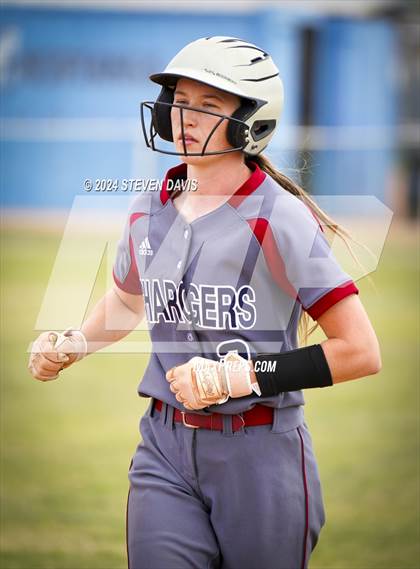 Thumbnail 1 in Skyline vs. McClintock photogallery.