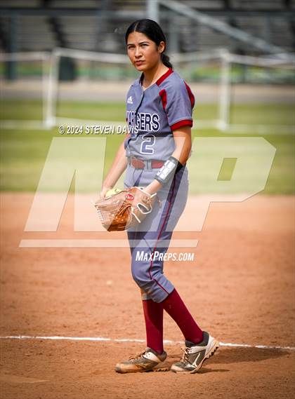 Thumbnail 1 in Skyline vs. McClintock photogallery.