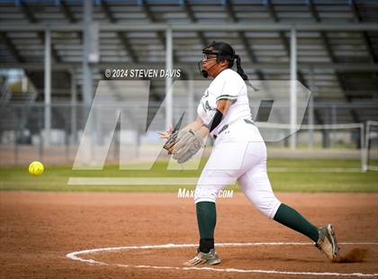 Thumbnail 1 in Skyline vs. McClintock photogallery.