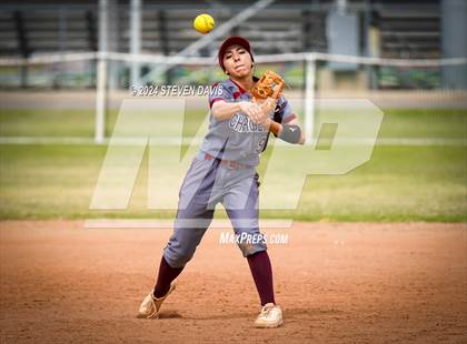 Thumbnail 1 in Skyline vs. McClintock photogallery.