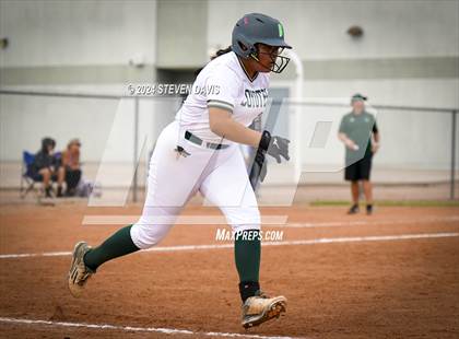 Thumbnail 1 in Skyline vs. McClintock photogallery.
