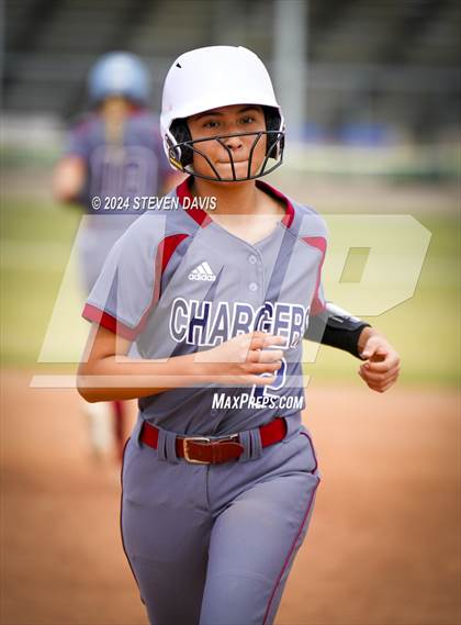 Thumbnail 3 in Skyline vs. McClintock photogallery.