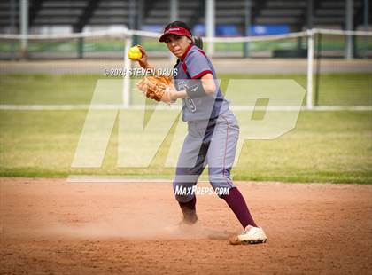 Thumbnail 3 in Skyline vs. McClintock photogallery.