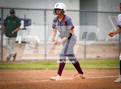 Thumbnail 2 in Skyline vs. McClintock photogallery.