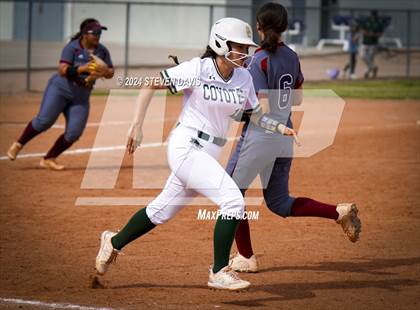 Thumbnail 2 in Skyline vs. McClintock photogallery.