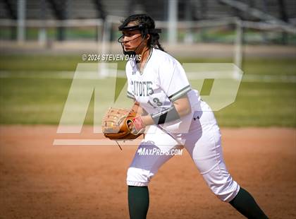 Thumbnail 1 in Skyline vs. McClintock photogallery.