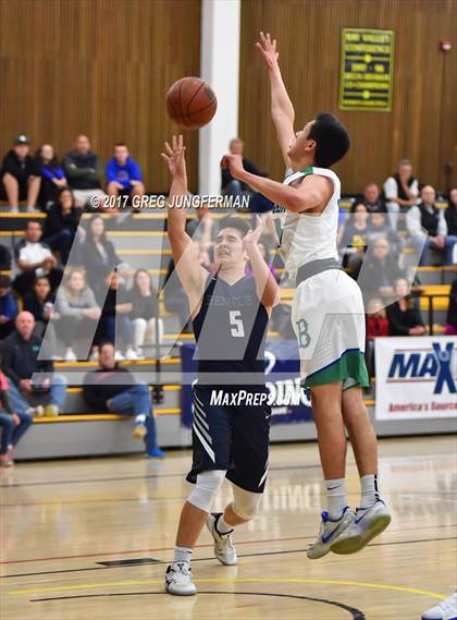 Thumbnail 1 in Branson vs. Bentley (CIF NCS D5 Finals) photogallery.