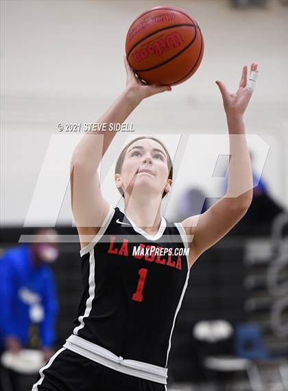 Thumbnail 2 in Eastlake vs. La Jolla photogallery.