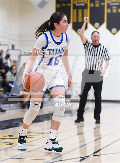 Thumbnail 2 in Eastlake vs. La Jolla photogallery.