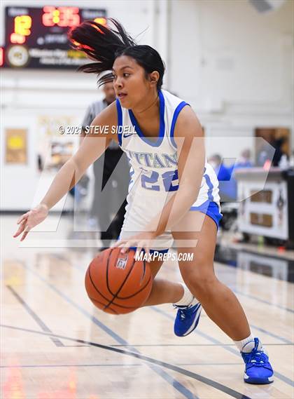 Thumbnail 3 in Eastlake vs. La Jolla photogallery.