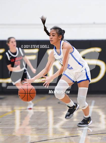 Thumbnail 1 in Eastlake vs. La Jolla photogallery.