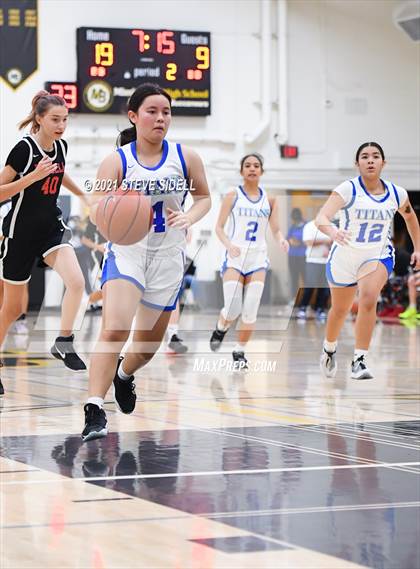 Thumbnail 3 in Eastlake vs. La Jolla photogallery.