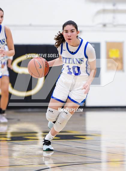 Thumbnail 2 in Eastlake vs. La Jolla photogallery.