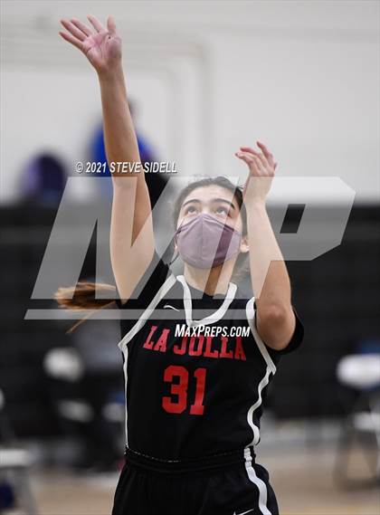 Thumbnail 1 in Eastlake vs. La Jolla photogallery.