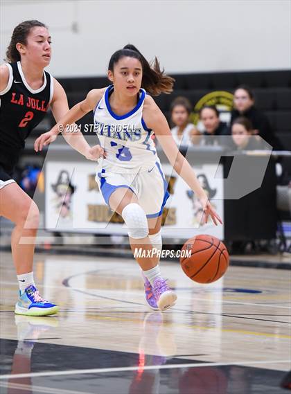 Thumbnail 1 in Eastlake vs. La Jolla photogallery.