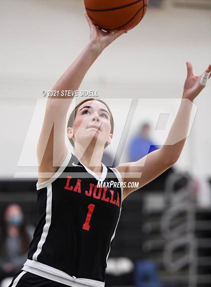 Thumbnail 3 in Eastlake vs. La Jolla photogallery.