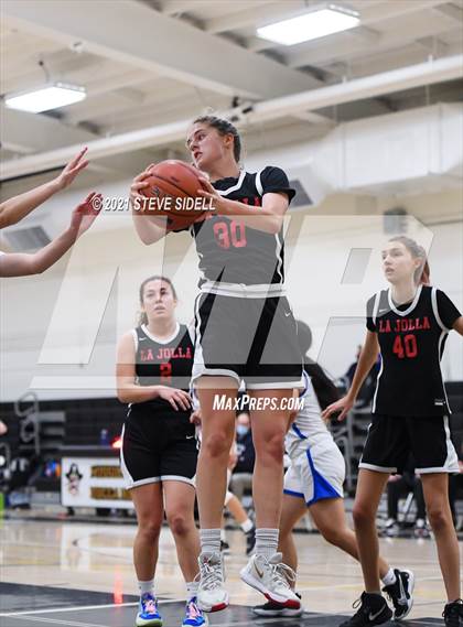 Thumbnail 3 in Eastlake vs. La Jolla photogallery.