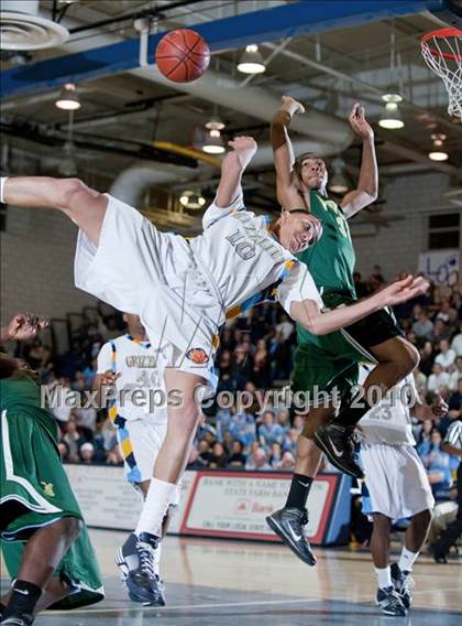 Thumbnail 2 in Poly @ Los Osos (CIF SS Playoffs) photogallery.