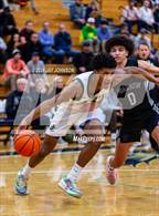 Photo from the gallery "Jesuit vs. Tualatin (Les Schwab Invitational)"