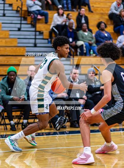 Thumbnail 1 in Jesuit vs. Tualatin (Les Schwab Invitational) photogallery.