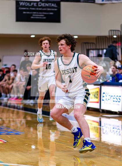 Thumbnail 1 in Jesuit vs. Tualatin (Les Schwab Invitational) photogallery.