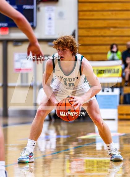 Thumbnail 2 in Jesuit vs. Tualatin (Les Schwab Invitational) photogallery.