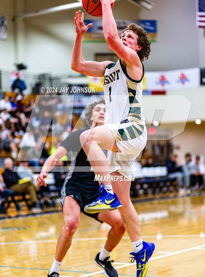Thumbnail 3 in Jesuit vs. Tualatin (Les Schwab Invitational) photogallery.
