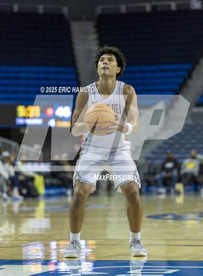 Thumbnail 2 in Crespi vs Mater Dei (Trinity-Mission League Challenge) photogallery.