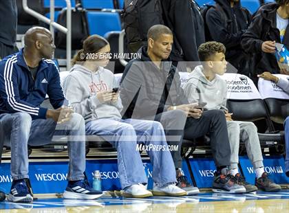Thumbnail 2 in Crespi vs Mater Dei (Trinity-Mission League Challenge) photogallery.