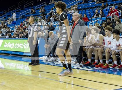 Thumbnail 2 in Crespi vs Mater Dei (Trinity-Mission League Challenge) photogallery.