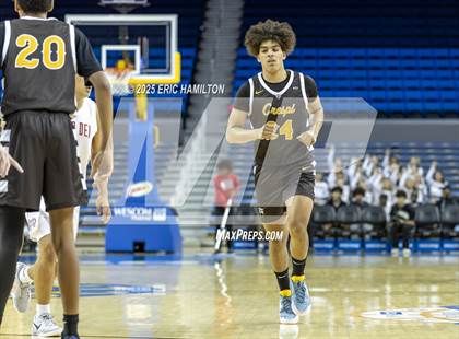 Thumbnail 1 in Crespi vs Mater Dei (Trinity-Mission League Challenge) photogallery.