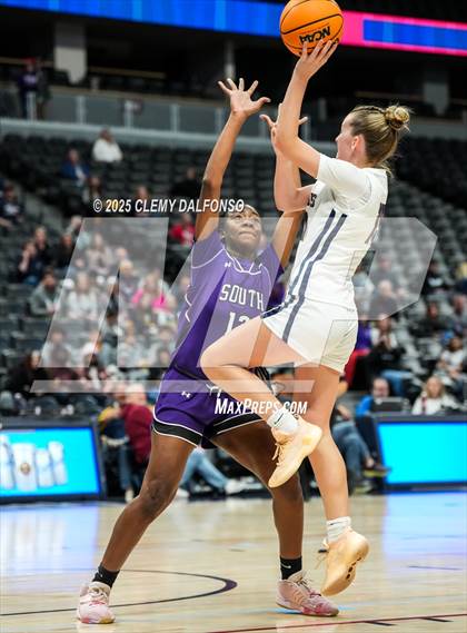 Thumbnail 1 in Denver South vs Dakota Ridge (Ball Arena) photogallery.