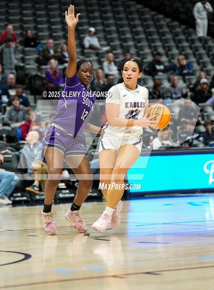 Thumbnail 3 in Denver South vs Dakota Ridge (Ball Arena) photogallery.