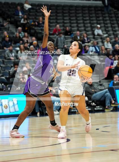 Thumbnail 1 in Denver South vs Dakota Ridge (Ball Arena) photogallery.