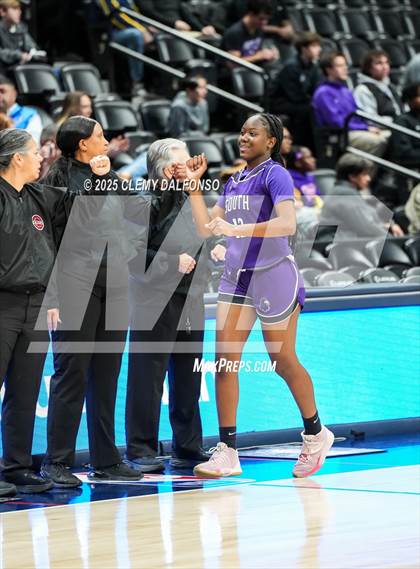 Thumbnail 1 in Denver South vs Dakota Ridge (Ball Arena) photogallery.