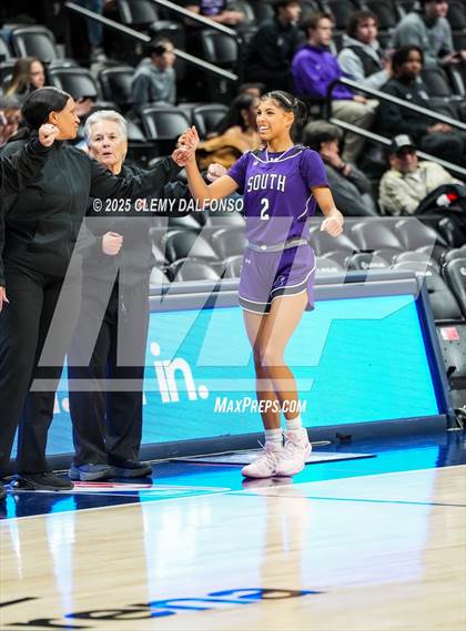 Thumbnail 2 in Denver South vs Dakota Ridge (Ball Arena) photogallery.