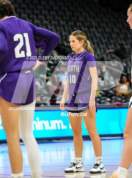 Thumbnail 3 in Denver South vs Dakota Ridge (Ball Arena) photogallery.
