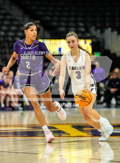 Thumbnail 2 in Denver South vs Dakota Ridge (Ball Arena) photogallery.