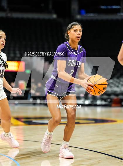 Thumbnail 2 in Denver South vs Dakota Ridge (Ball Arena) photogallery.