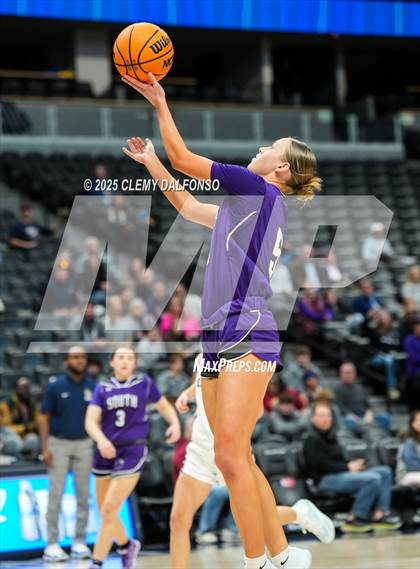 Thumbnail 3 in Denver South vs Dakota Ridge (Ball Arena) photogallery.