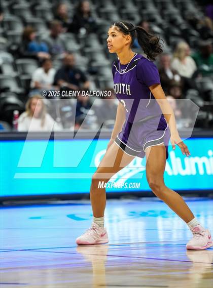 Thumbnail 2 in Denver South vs Dakota Ridge (Ball Arena) photogallery.
