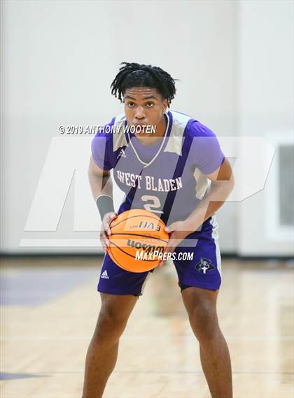 Thumbnail 3 in Dillon Christian vs West Bladen (Adidas Christmas Tournament) photogallery.
